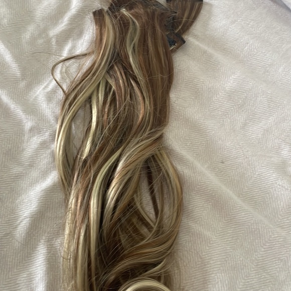 Design Lengths 100% Remy hair extensions 14” - Picture 3 of 5
